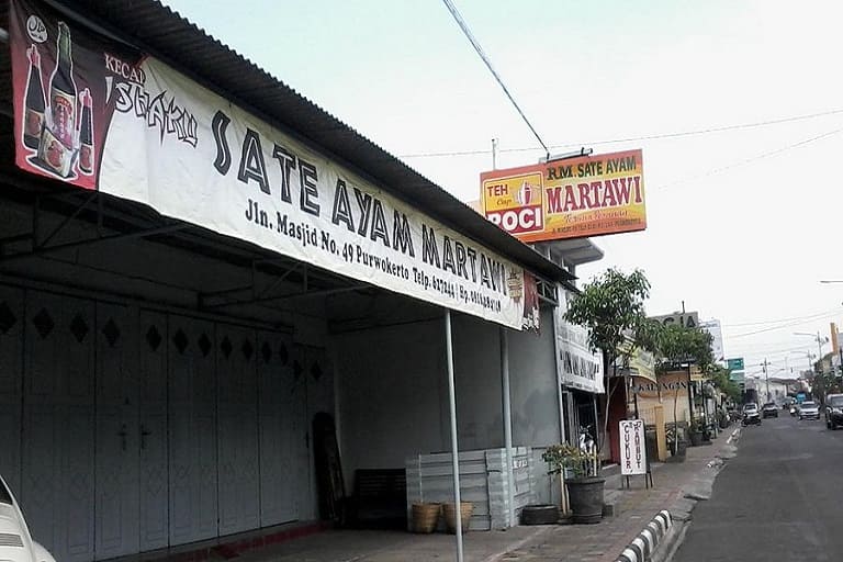 Warung Perdana: Santapan Hangat di Jantung Cilacap